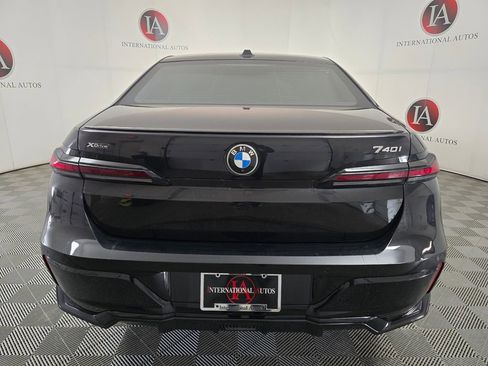 New 2026 BMW 740i xDrive w/ Premium Package image 8