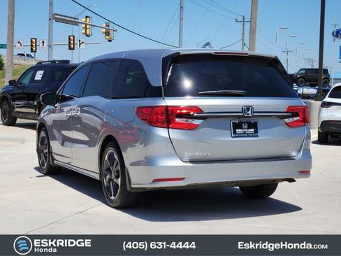 Used 2022 Honda Odyssey Elite image 5