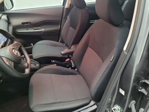 Used 2024 Nissan Kicks S image 17