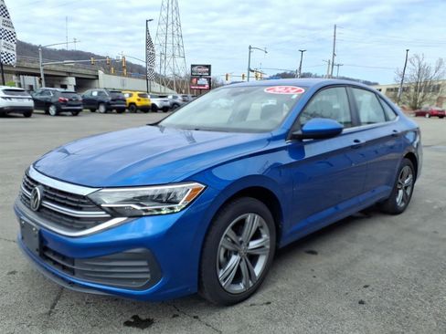 Used 2024 Hyundai Elantra SEL image 4