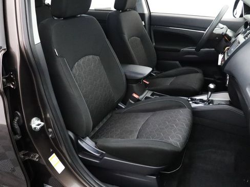 Used 2021 Mitsubishi Outlander Sport ES FWD image 13