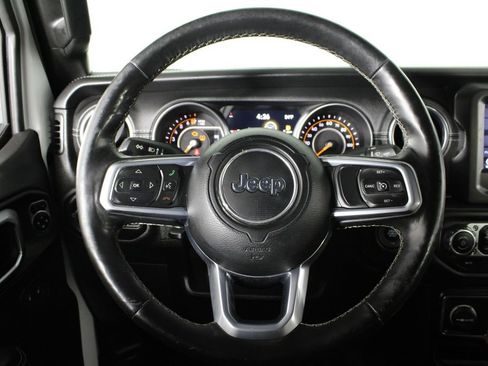 Used 2020 Jeep Gladiator Overland w/ LED Lighting Group image 11