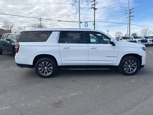 Used 2023 Chevrolet Suburban LS image 6