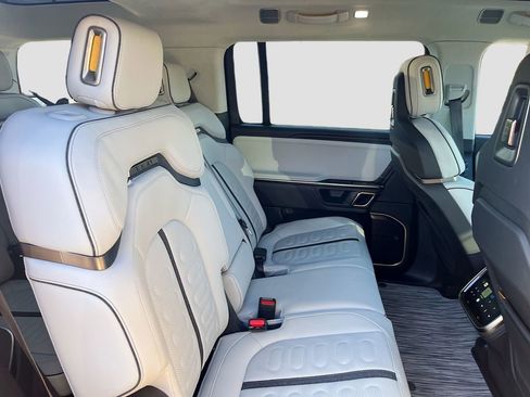 Used 2023 Rivian R1S Adventure AWD/4WD image 27