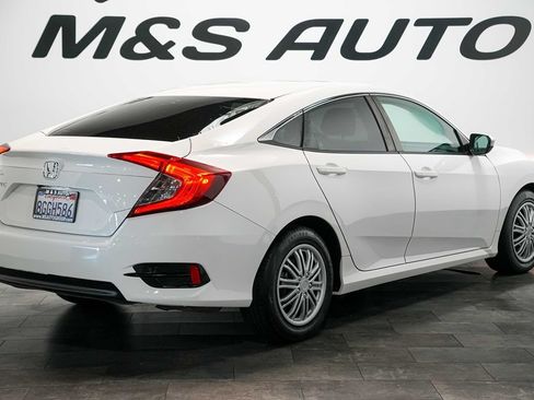 Used 2018 Honda Civic LX image 4