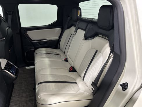 Used 2025 Rivian R1T Adventure AWD/4WD image 21