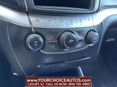 Used 2018 Dodge Journey SE w/ Popular Equipment Group image 28