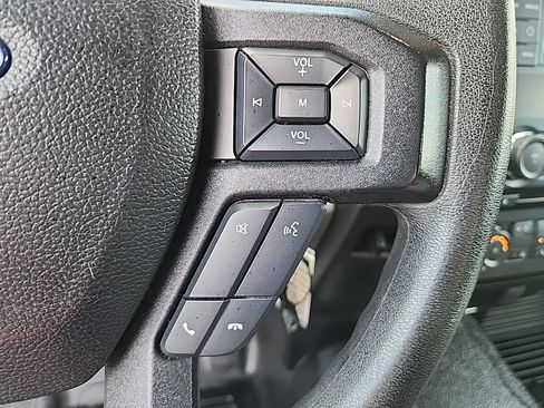 Used 2017 Ford F250 XLT AWD/4WD image 14