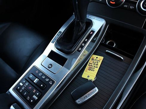 Used 2013 Land Rover Range Rover Sport HSE AWD/4WD image 21