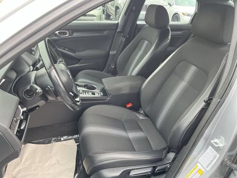 Used 2023 Honda Civic Sport image 15
