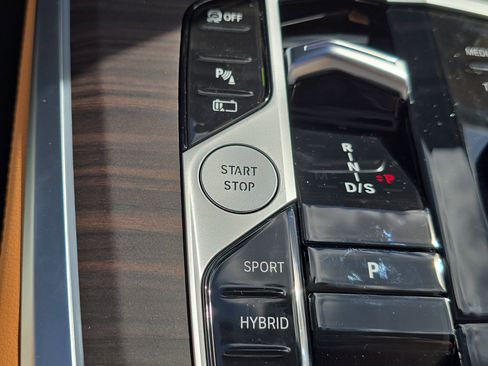 New 2026 BMW X5 xDrive50e w/ M Sport Package image 30