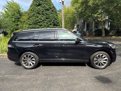 Used 2021 Lincoln Aviator Grand Touring w/ Equipment Group 301A AWD/4WD image 6