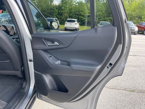 Used 2026 Chevrolet Equinox LT w/ Convenience Package II AWD/4WD image 17