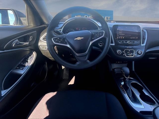 Certified 2022 Chevrolet Malibu LS FWD image 10