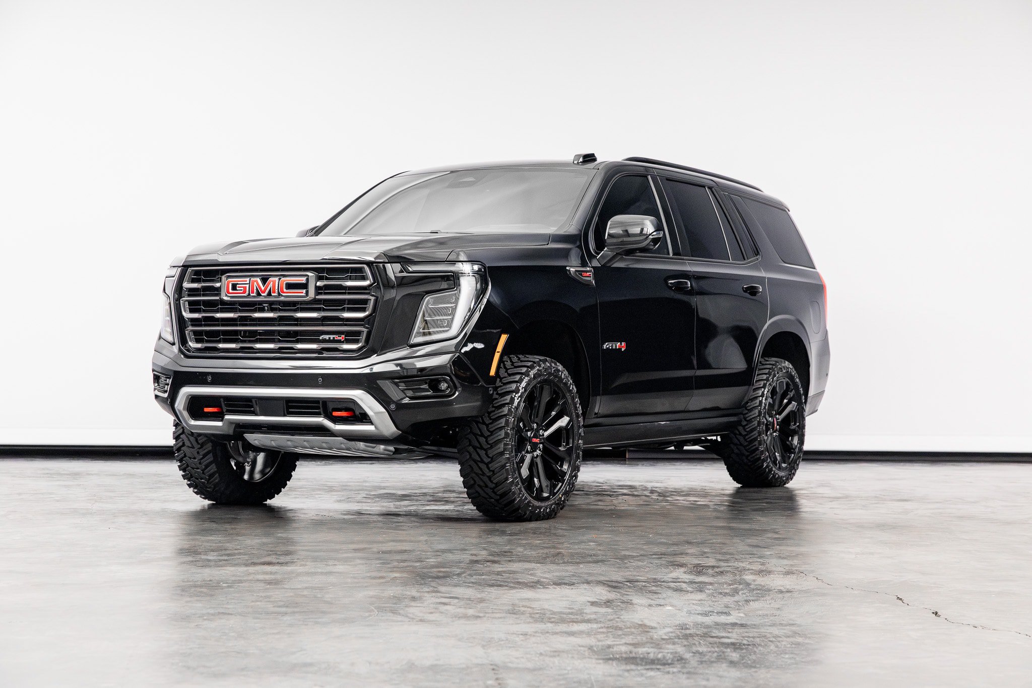 Used 2026 GMC Yukon AT4 Ultimate w/ LPO, Floor Liner Package AWD/4WD image 7