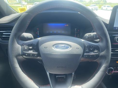 Used 2024 Ford Escape ST-Line Select AWD/4WD image 18