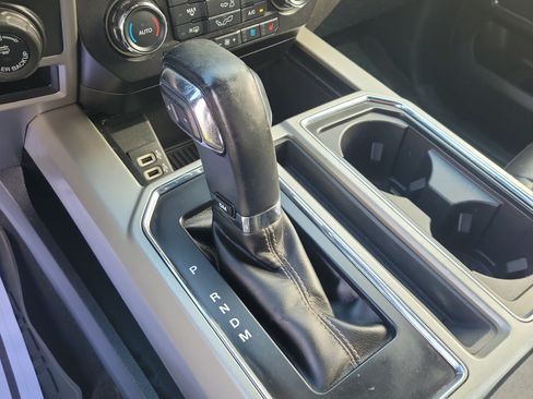 Used 2019 Ford F150 Lariat AWD/4WD image 24