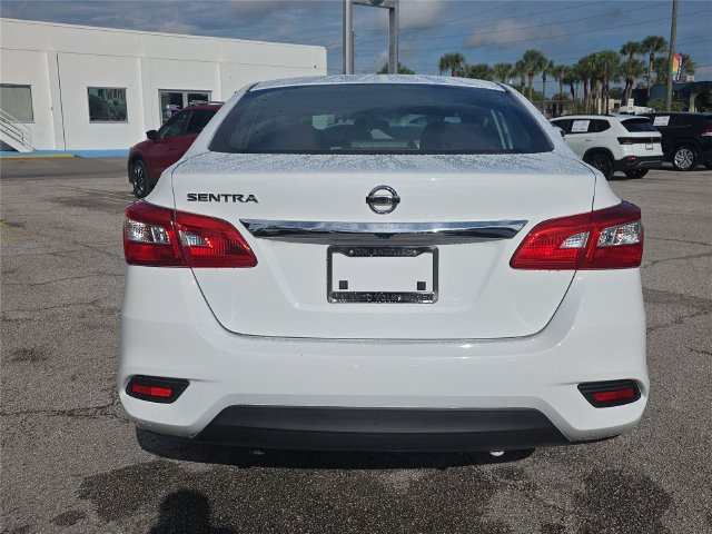 Used 2017 Nissan Sentra S FWD image 4