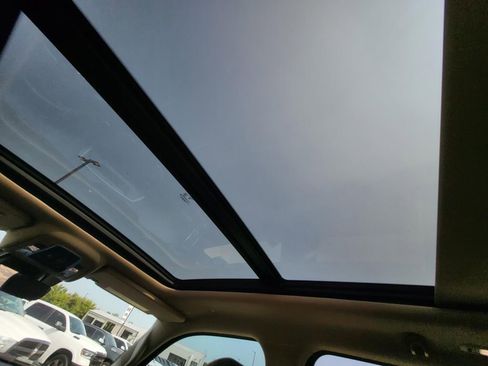 Used 2021 RAM 1500 Laramie w/ Laramie Southwest Edition image 18