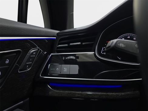 Certified 2025 Audi Q7 2.0T Premium Plus w/ Premium Plus Package image 27