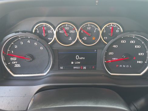 Used 2022 Chevrolet Silverado 1500 LT image 10