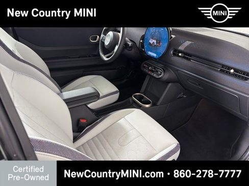 Certified 2025 MINI Cooper 2-Door Hardtop image 18