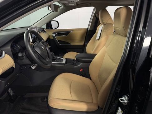 New 2025 Toyota RAV4 XLE image 11