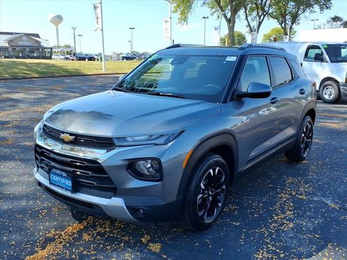 Used 2021 Chevrolet TrailBlazer LT w/ Convenience Package image 3