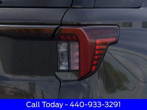 New 2026 Ford Explorer Platinum image 22