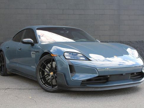 Certified 2025 Porsche Taycan Turbo GT image 8