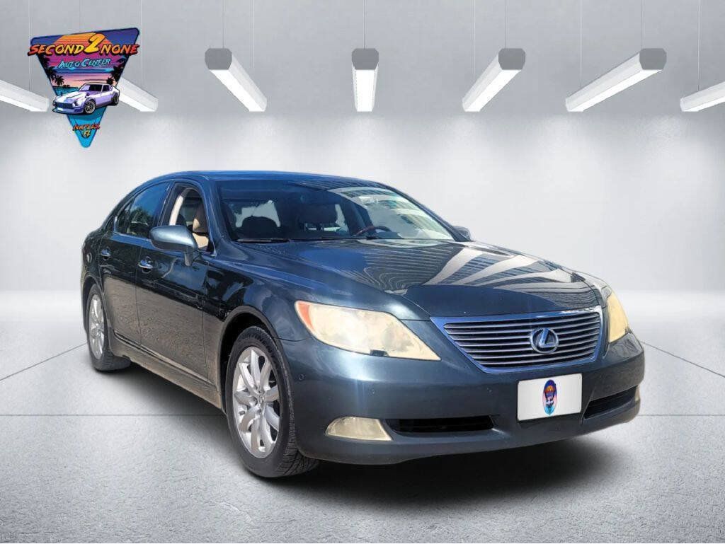 Used 2007 Lexus LS 460 RWD image 3