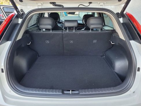 Used 2024 Kia Niro Wave w/ Wave Preserve Package FWD image 24