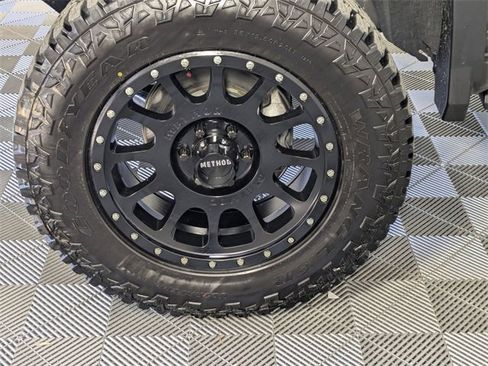 Used 2024 Chevrolet Silverado 1500 Custom Trail Boss image 8