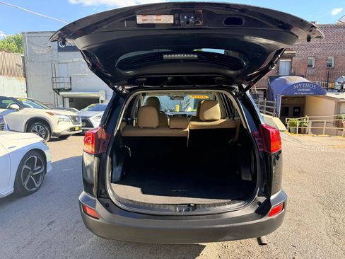 Used 2015 Toyota RAV4 XLE AWD/4WD image 19