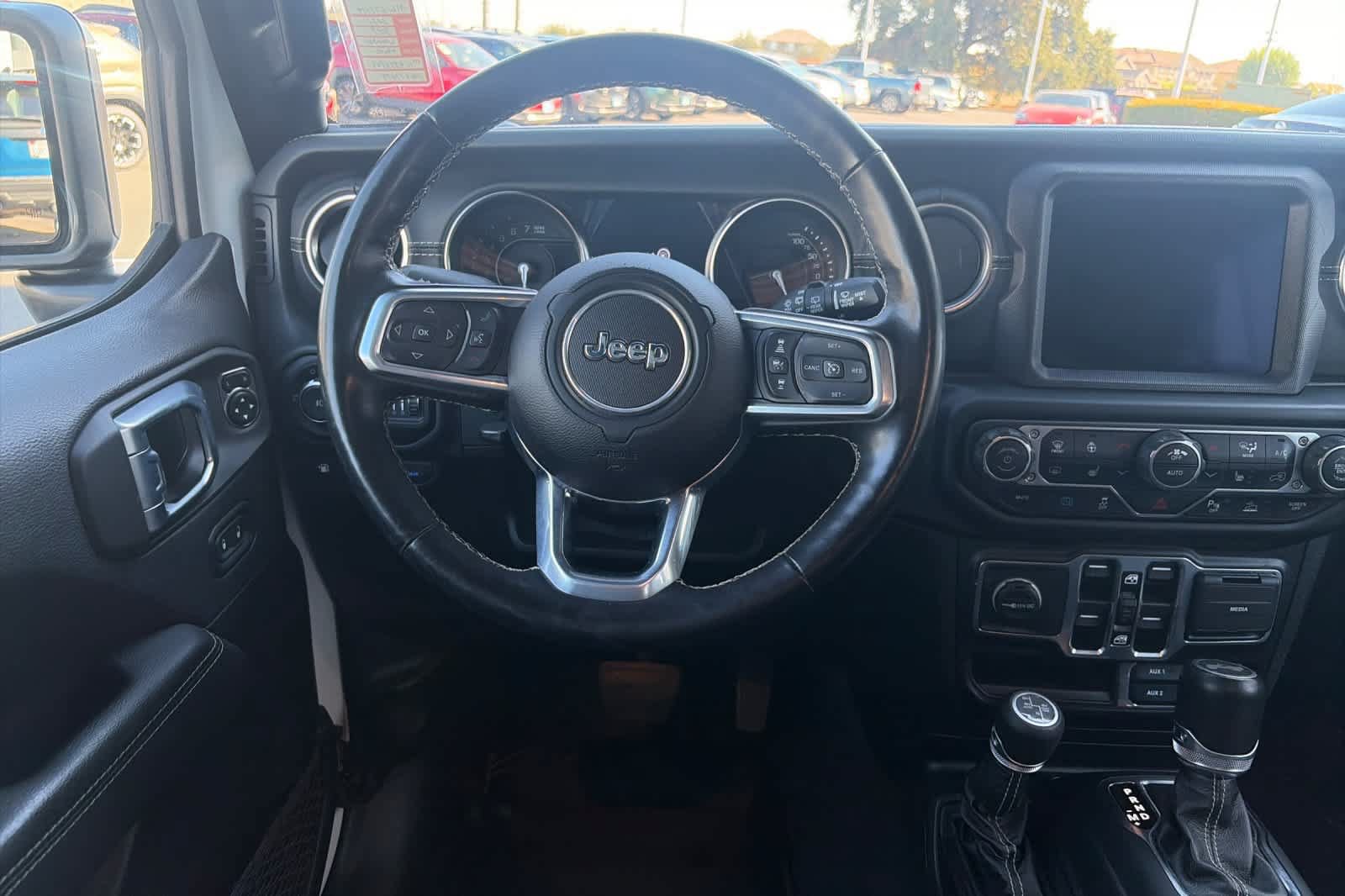 Used 2021 Jeep Wrangler Unlimited Sahara w/ Cold Weather Group AWD/4WD image 14