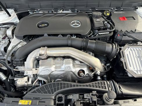 New 2026 Mercedes-Benz GLB 250 image 16