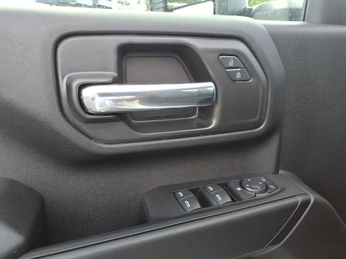 New 2026 GMC Sierra 2500 Pro AWD/4WD image 9