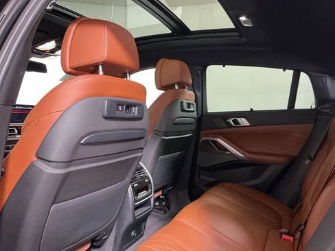Used 2023 BMW X6 xDrive40i w/ Executive Package image 25