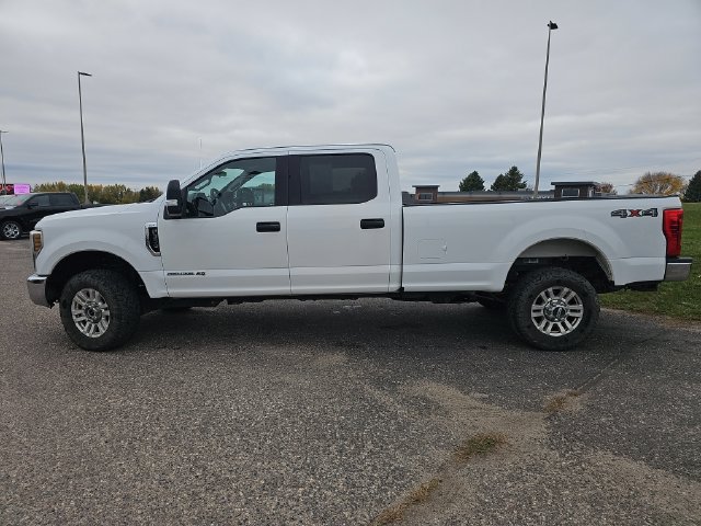 Used 2019 Ford F350 XLT AWD/4WD image 2