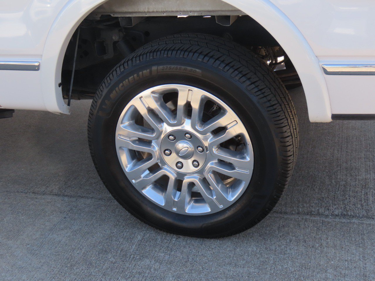 Used 2011 Ford F150 Platinum AWD/4WD image 17