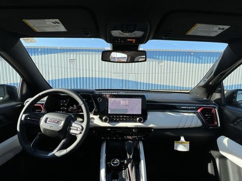 New 2025 GMC Canyon AT4 w/ AT4X Package image 21