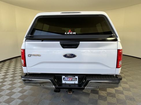 Used 2016 Ford F150 XLT image 4