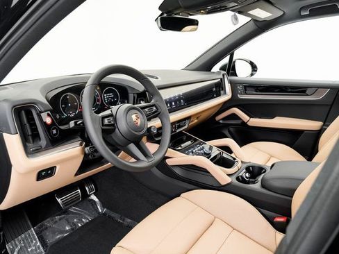 New 2026 Porsche Cayenne image 4