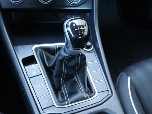 Used 2024 Volkswagen Jetta Sport FWD image 14