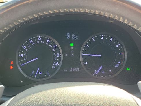 Used 2014 Lexus IS 250C w/ Luxury Package image 23