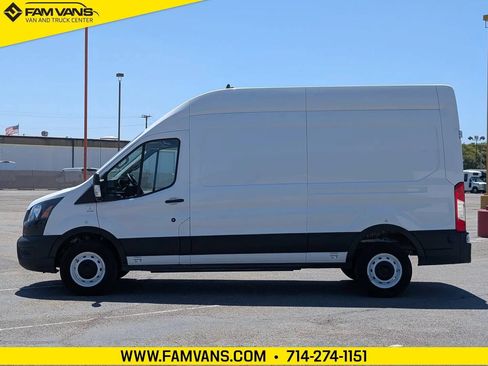 Used 2022 Ford E-Transit 148 High Roof w/ Load Area Protection Package RWD image 4