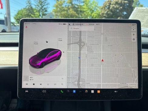 Used 2022 Tesla Model 3 Long Range AWD/4WD image 28