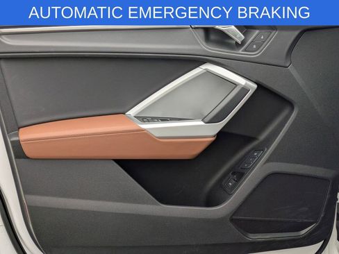 Used 2025 Audi Q3 2.0T Premium w/ Convenience Package image 11