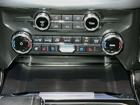 Certified 2022 Ford F150 Lariat w/ Equipment Group 502A High AWD/4WD image 16