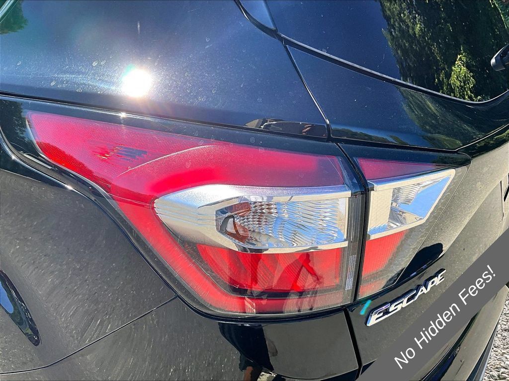 Used 2018 Ford Escape SEL AWD/4WD image 27